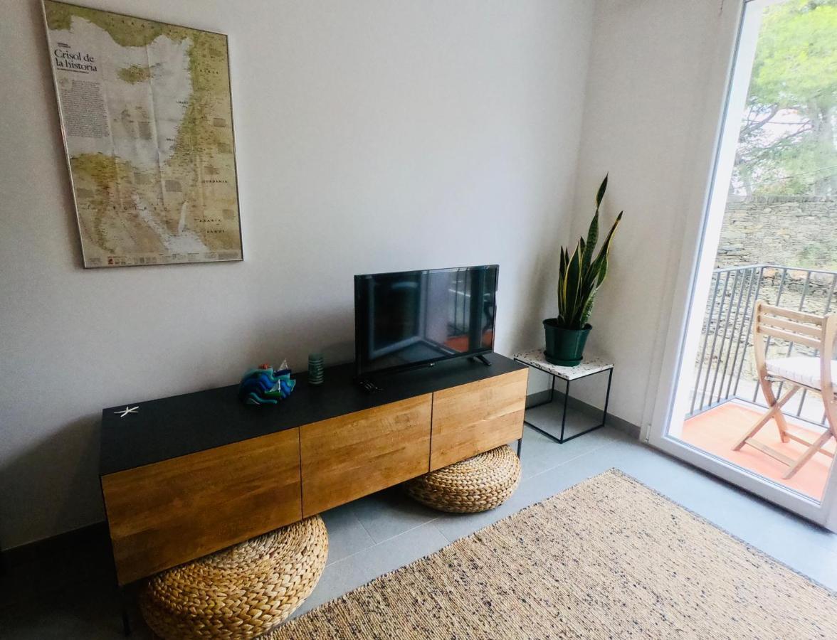 Apartamento Nuevo En El Centro Con Garaje Кадакес Екстер'єр фото