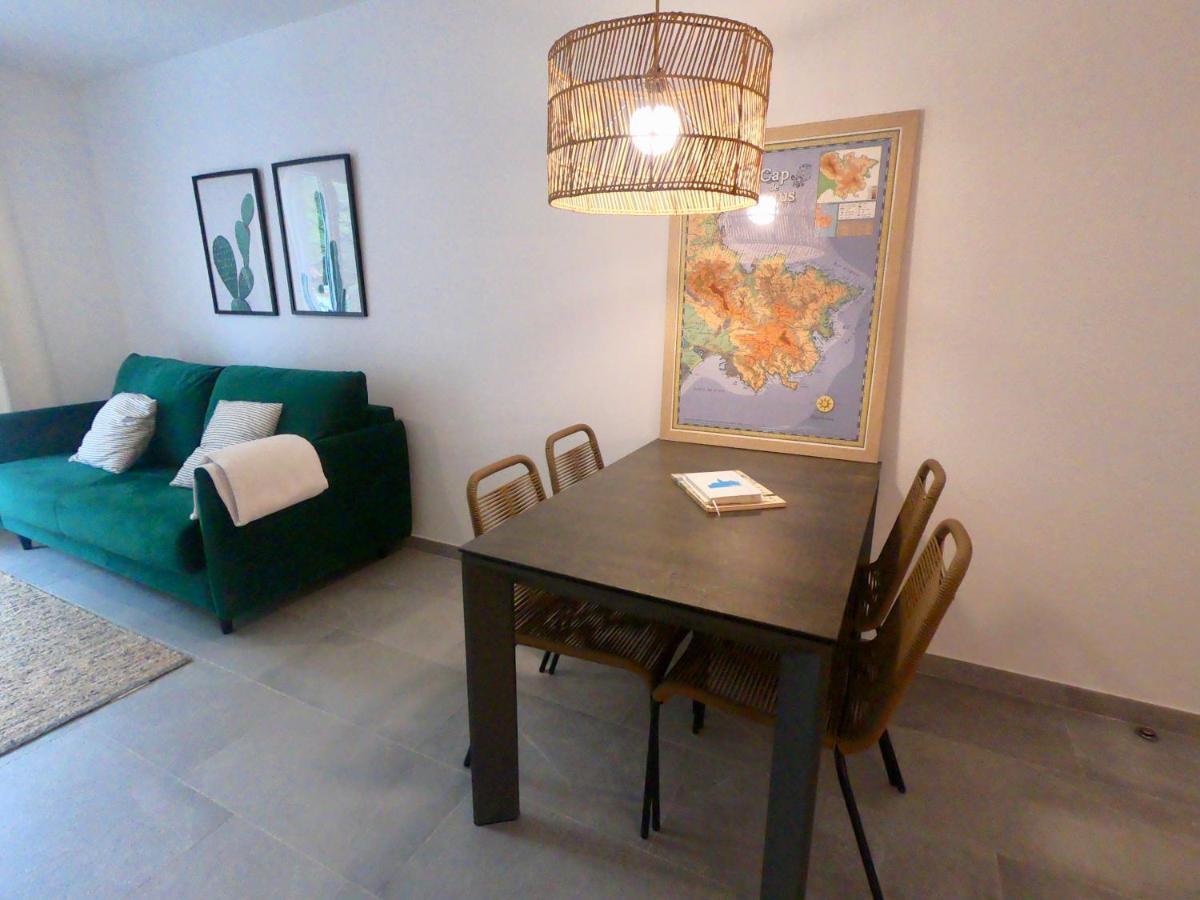 Apartamento Nuevo En El Centro Con Garaje Кадакес Екстер'єр фото